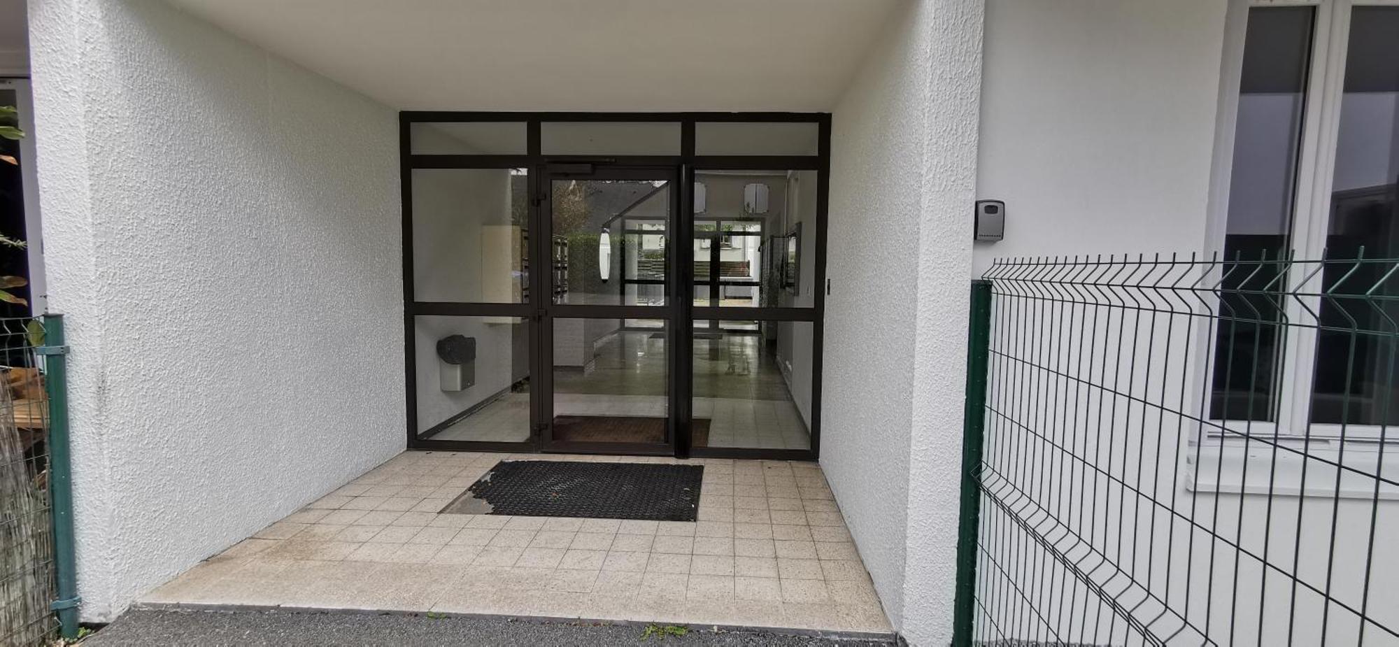 Appartement Le Patio Tram Paridis à Nantes Extérieur photo